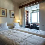 Daire Azores 19th Floor *